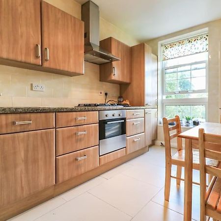 Spacious 4 Bed Flat Near London 02 Arena Greenwich Eksteriør bilde