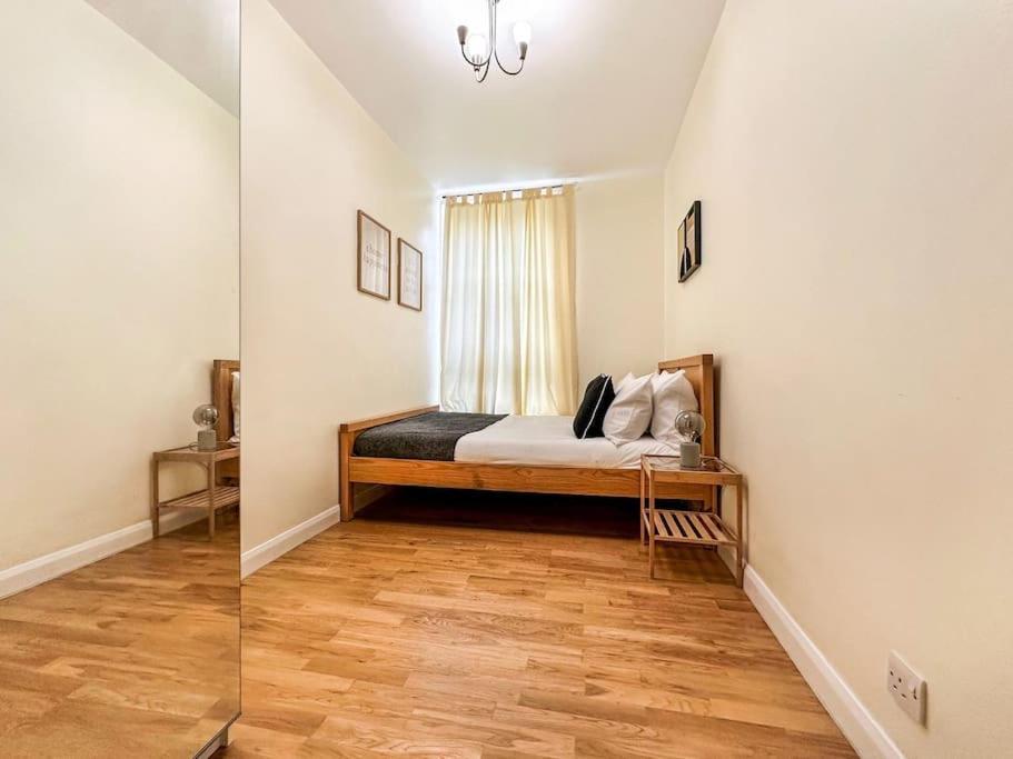 Spacious 4 Bed Flat Near London 02 Arena Greenwich Eksteriør bilde