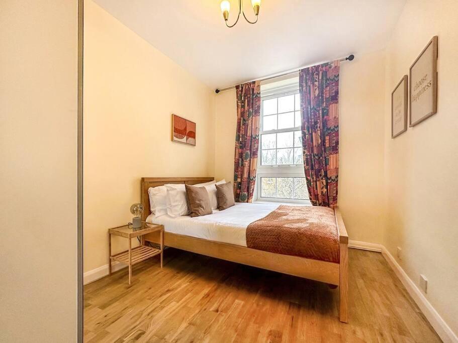 Spacious 4 Bed Flat Near London 02 Arena Greenwich Eksteriør bilde